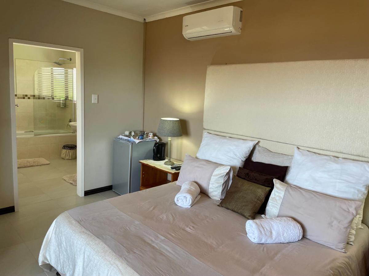 לה מרסי Eden Rose Manor B&B מראה חיצוני תמונה