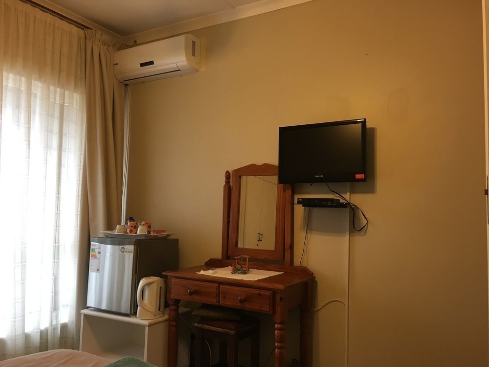 לה מרסי Eden Rose Manor B&B מראה חיצוני תמונה